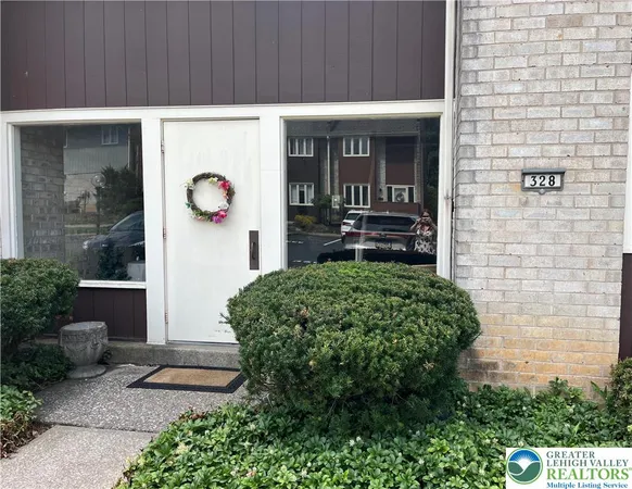$2,050 | 328 Carver Drive, Unit A, Bethlehem, PA 18017