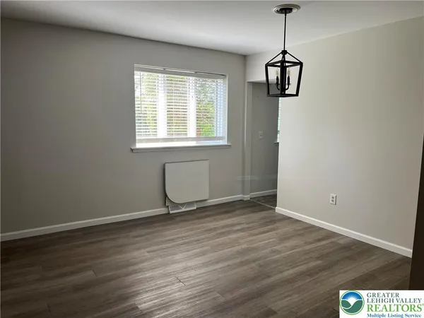 $2,050 | 328 Carver Drive, Unit A, Bethlehem, PA 18017