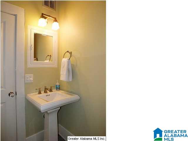 2621 Aberdeen Road Birmingham, AL 35223 - Photo 20 of 31