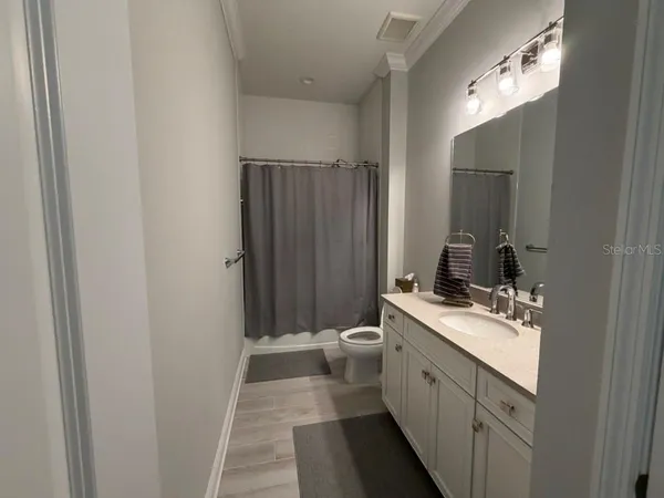 $5,500 | 18817 Valleta Avenue, Venice, FL 34293