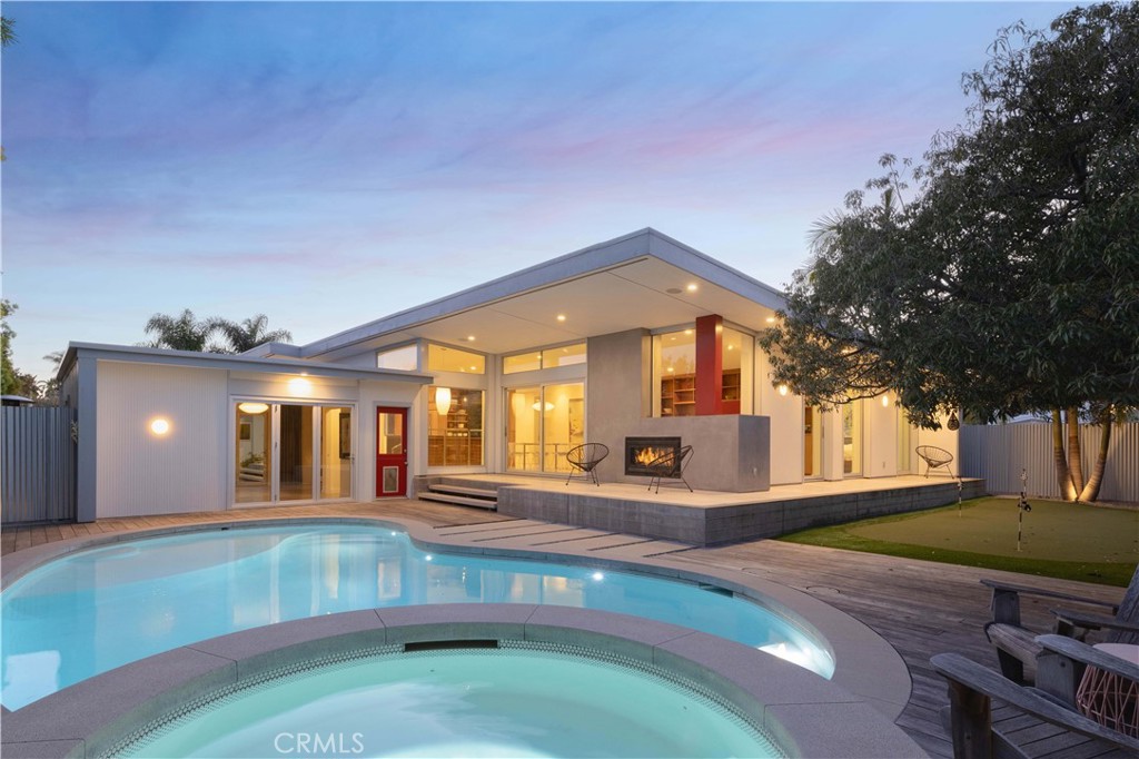 308 Vista Baya Costa Mesa, CA 92627 - Photo 16 of 20