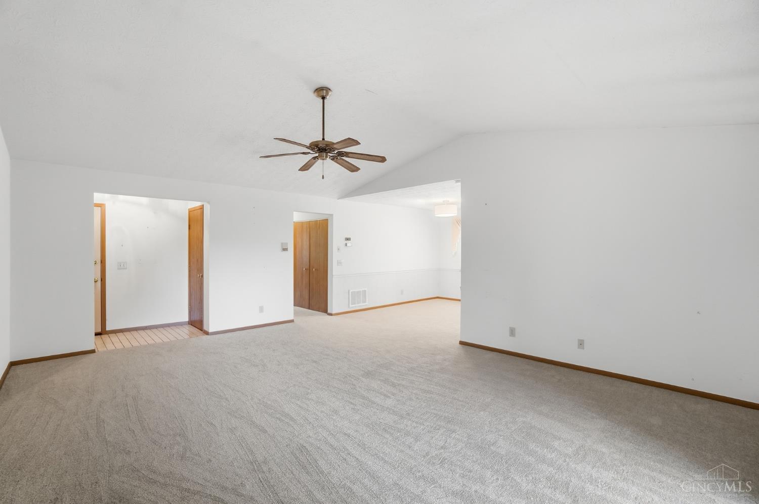 3961 School Section Road, Unit 36 Cincinnati, OH 45211 - Photo 7 of 31