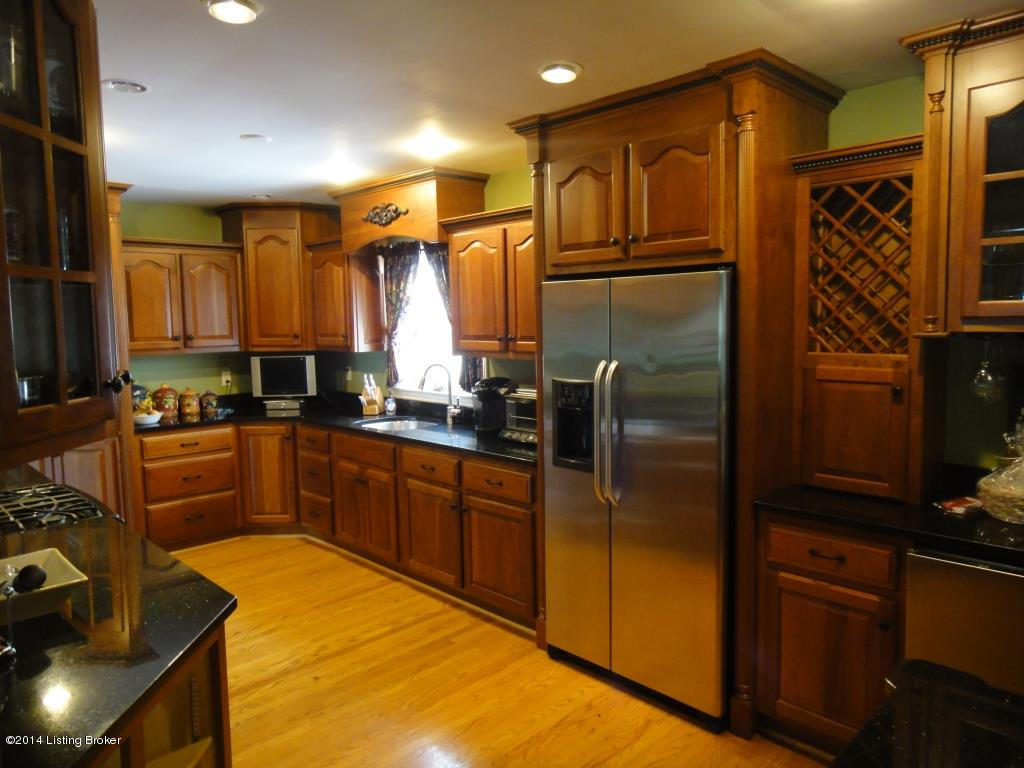 505 Brandon Road Louisville, KY 40207 - Photo 2 of 40 0000