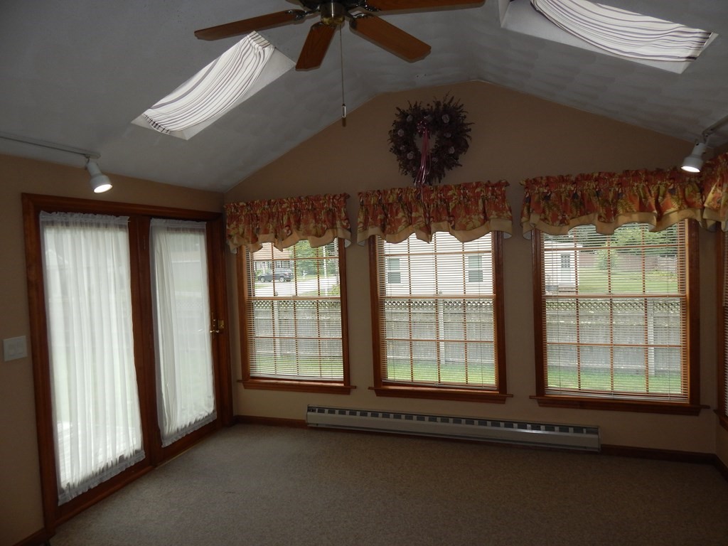 7 Hathaway Road Wilmington, MA 01887 - Photo 8 of 14 Gallery Image 8