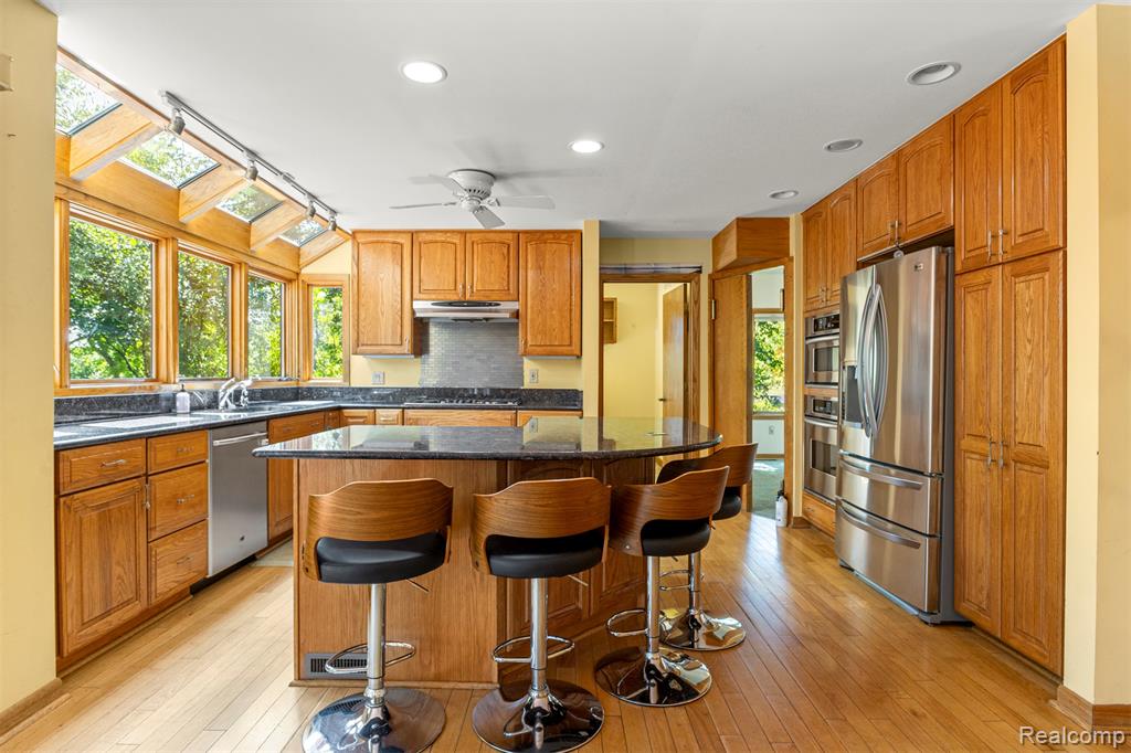 18990 Beck Road Northville, MI 48168 - Photo 16 of 60