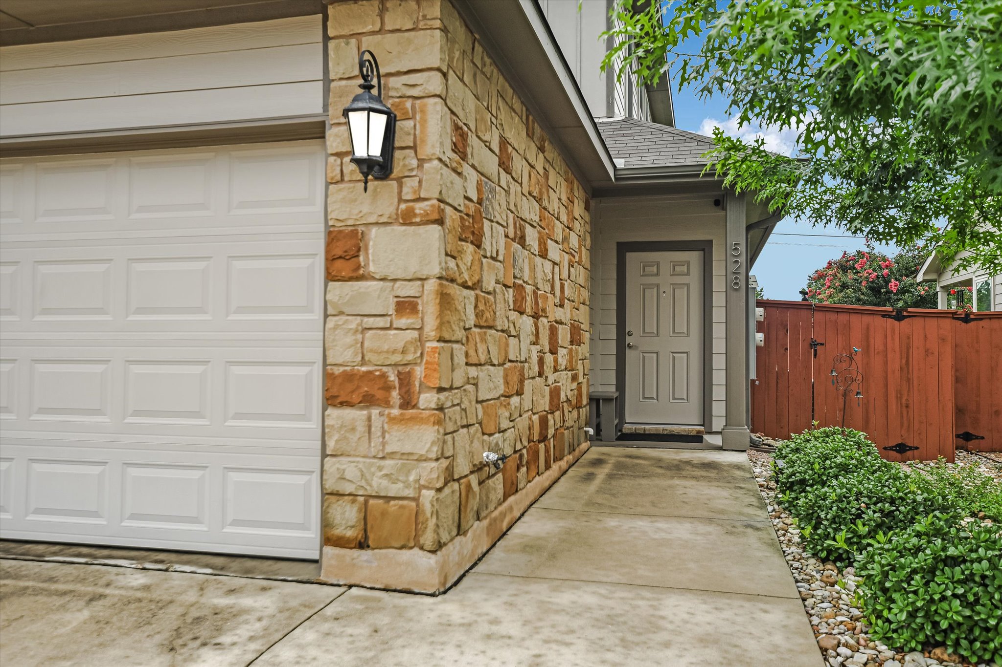 528 High Tech Drive Georgetown, TX 78626 - Photo 6 of 29
