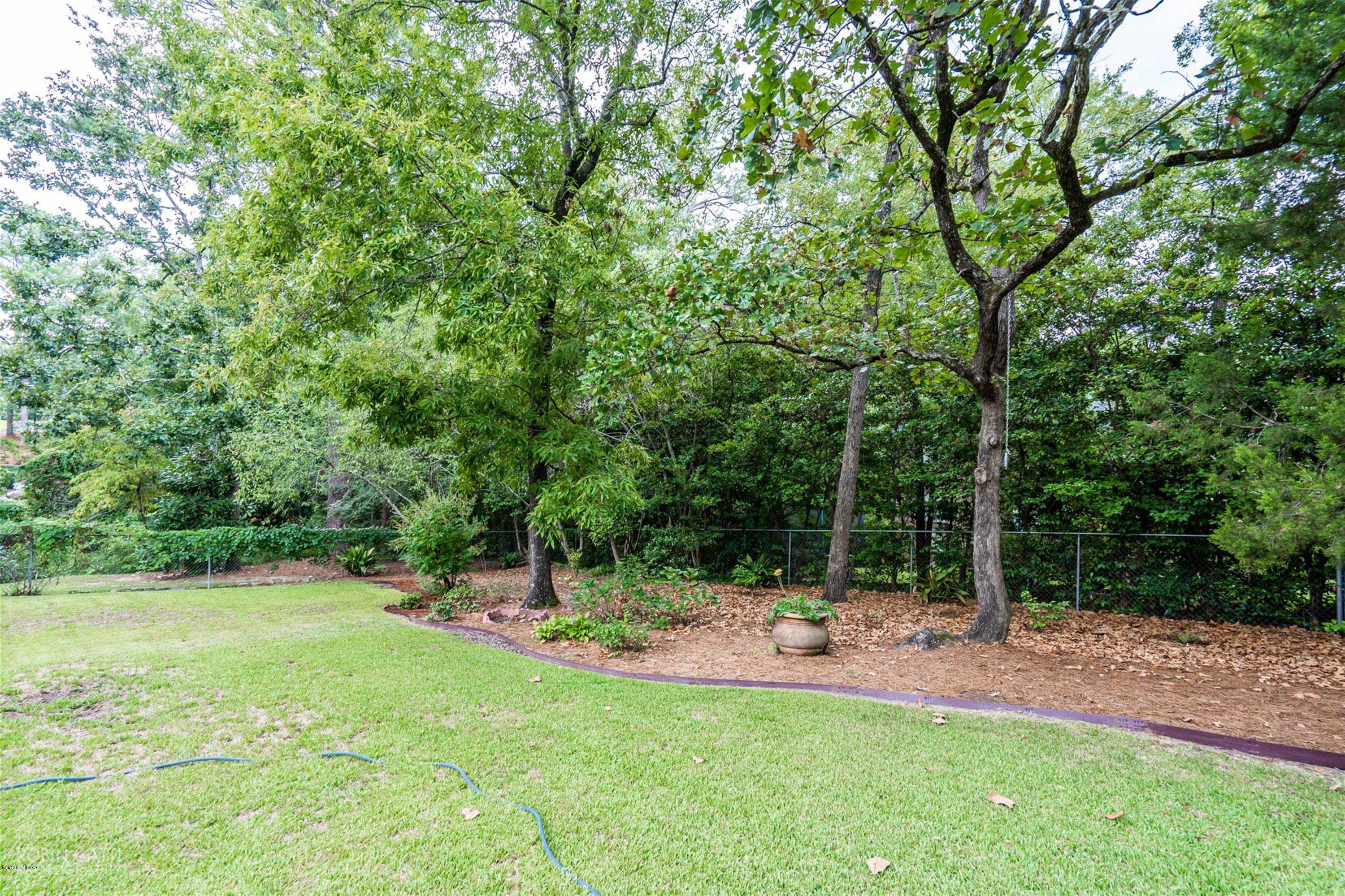 4261 Old Club Road East Macon, GA 31210 - Photo 26 of 42 29-DSC04694