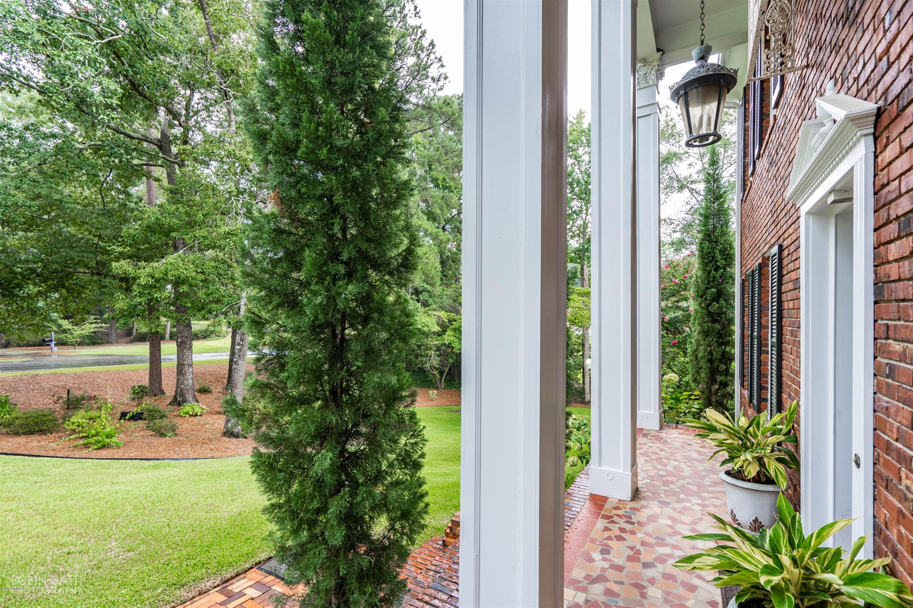 4261 Old Club Road East Macon, GA 31210 - Photo 4 of 42 07-DSC04716