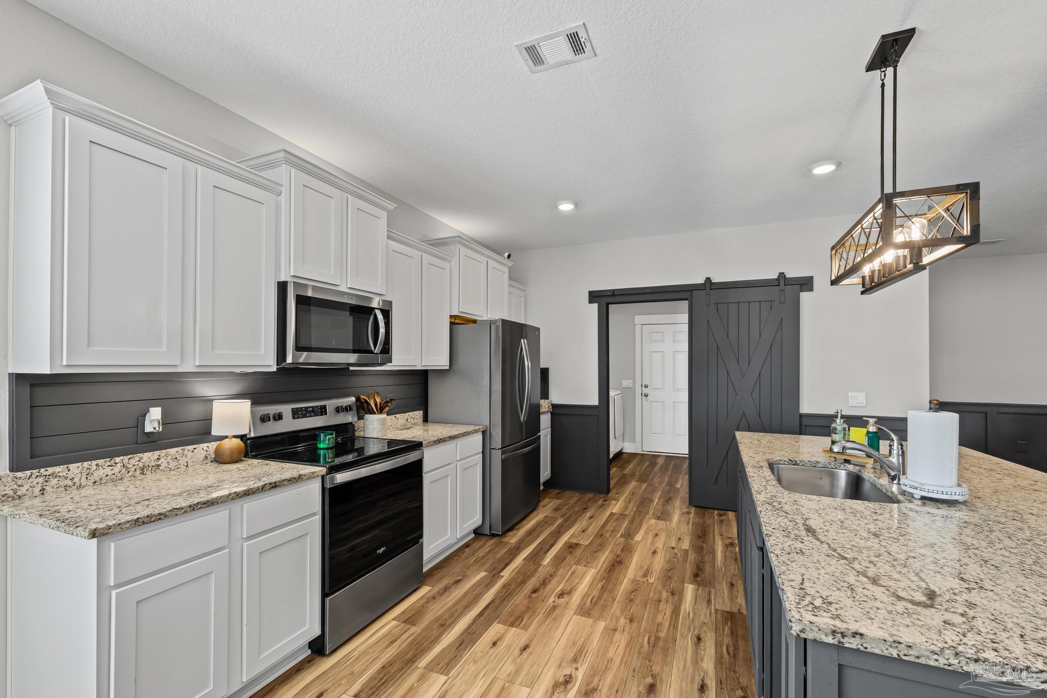 7628 Dewey Jernigan Road Pace, FL 32571 - Photo 3 of 42