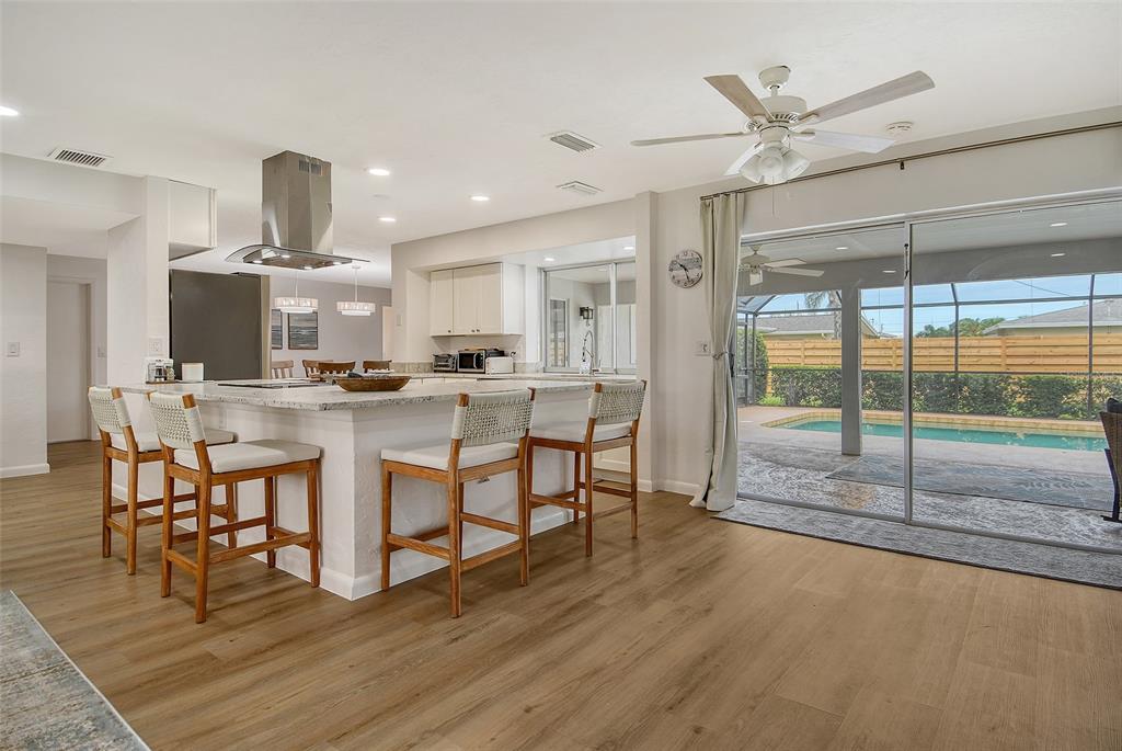 6722 Roxbury Drive Sarasota, FL 34231 - Photo 15 of 87