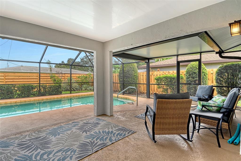 6722 Roxbury Drive Sarasota, FL 34231 - Photo 16 of 87