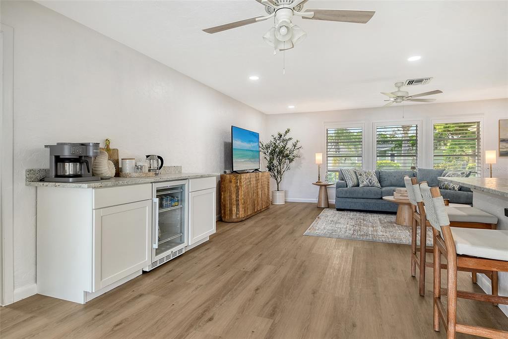 6722 Roxbury Drive Sarasota, FL 34231 - Photo 23 of 87