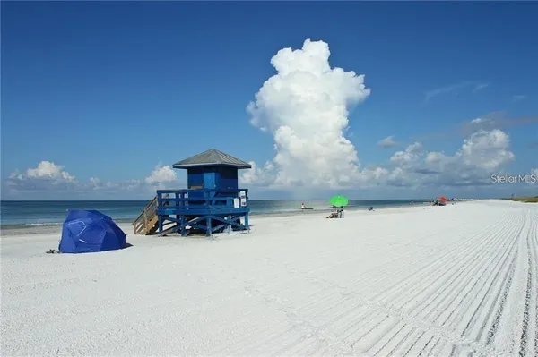 $8,250 | 6722 Roxbury Drive, Sarasota, FL 34231