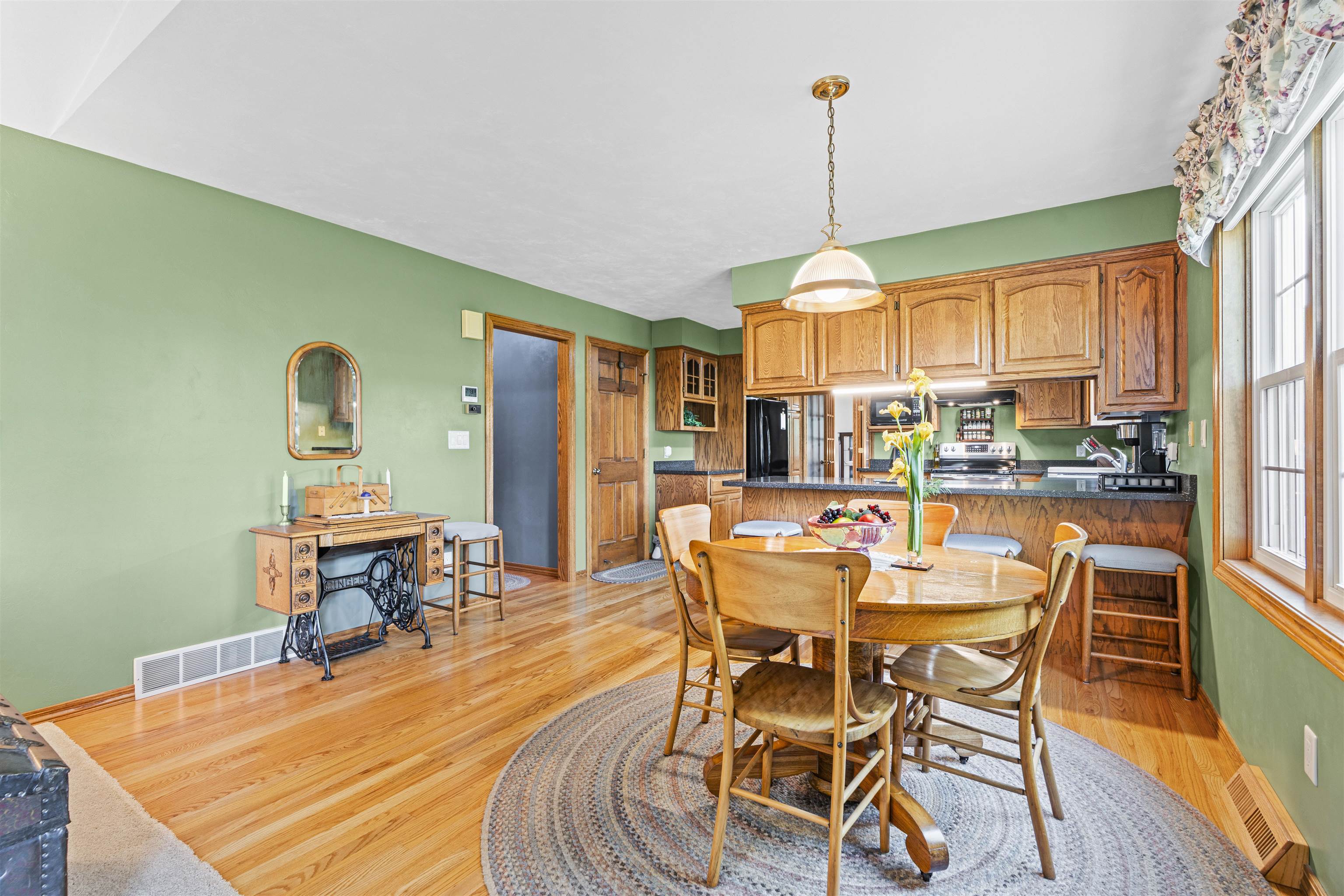 N340 Tamarack Circle Appleton, WI 54915 - Photo 21 of 81