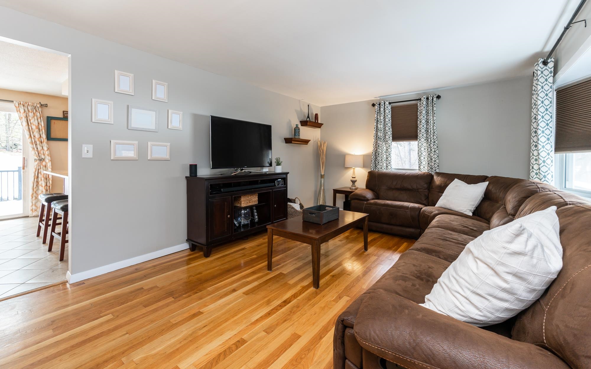 13 Shetland Road Nashua, NH 03062 - Photo 3 of 35 Gallery Image 3