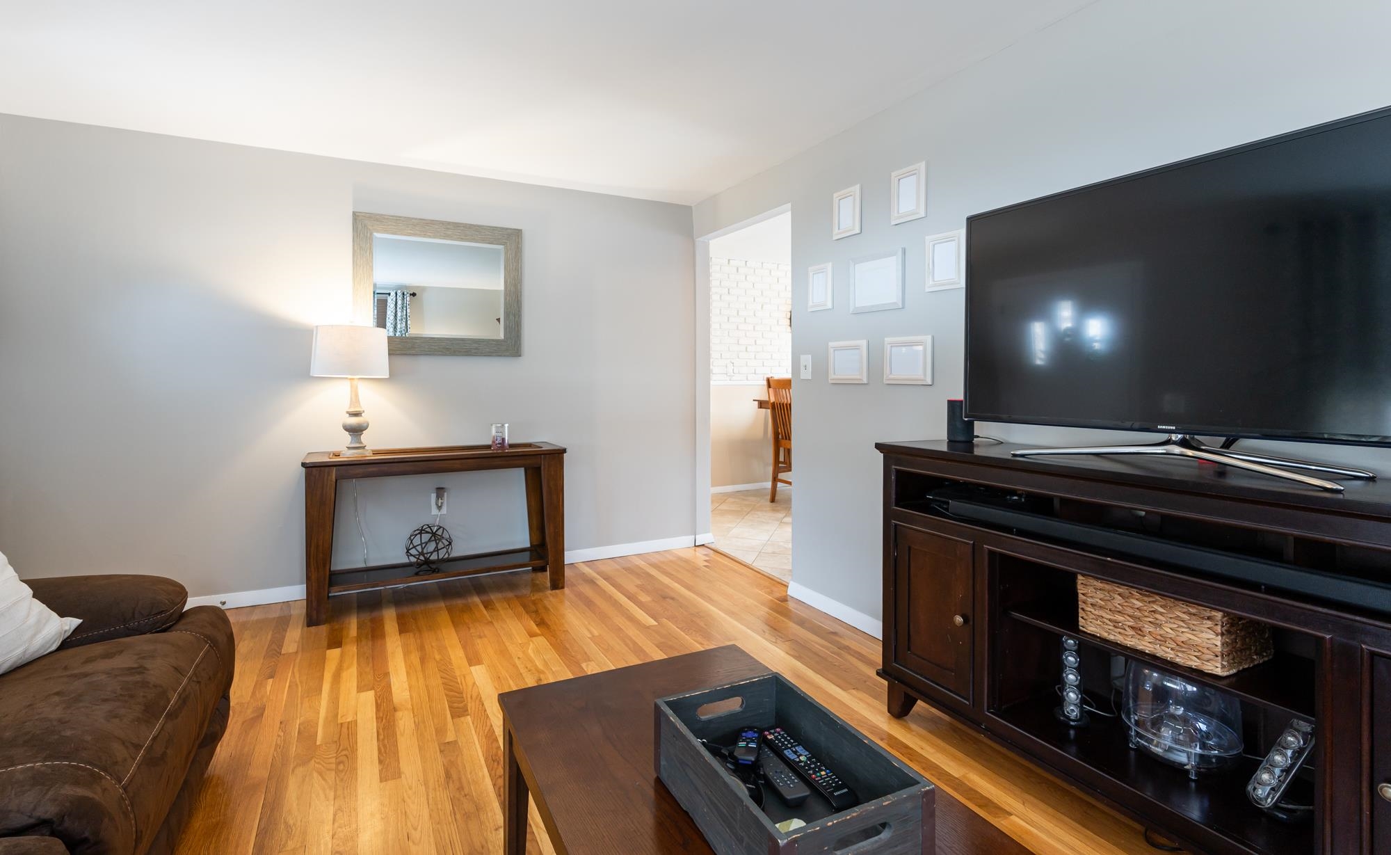 13 Shetland Road Nashua, NH 03062 - Photo 4 of 35 Gallery Image 4