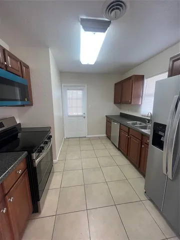 $1,800 | 21811 Edgewater Drive, Port Charlotte, FL 33952