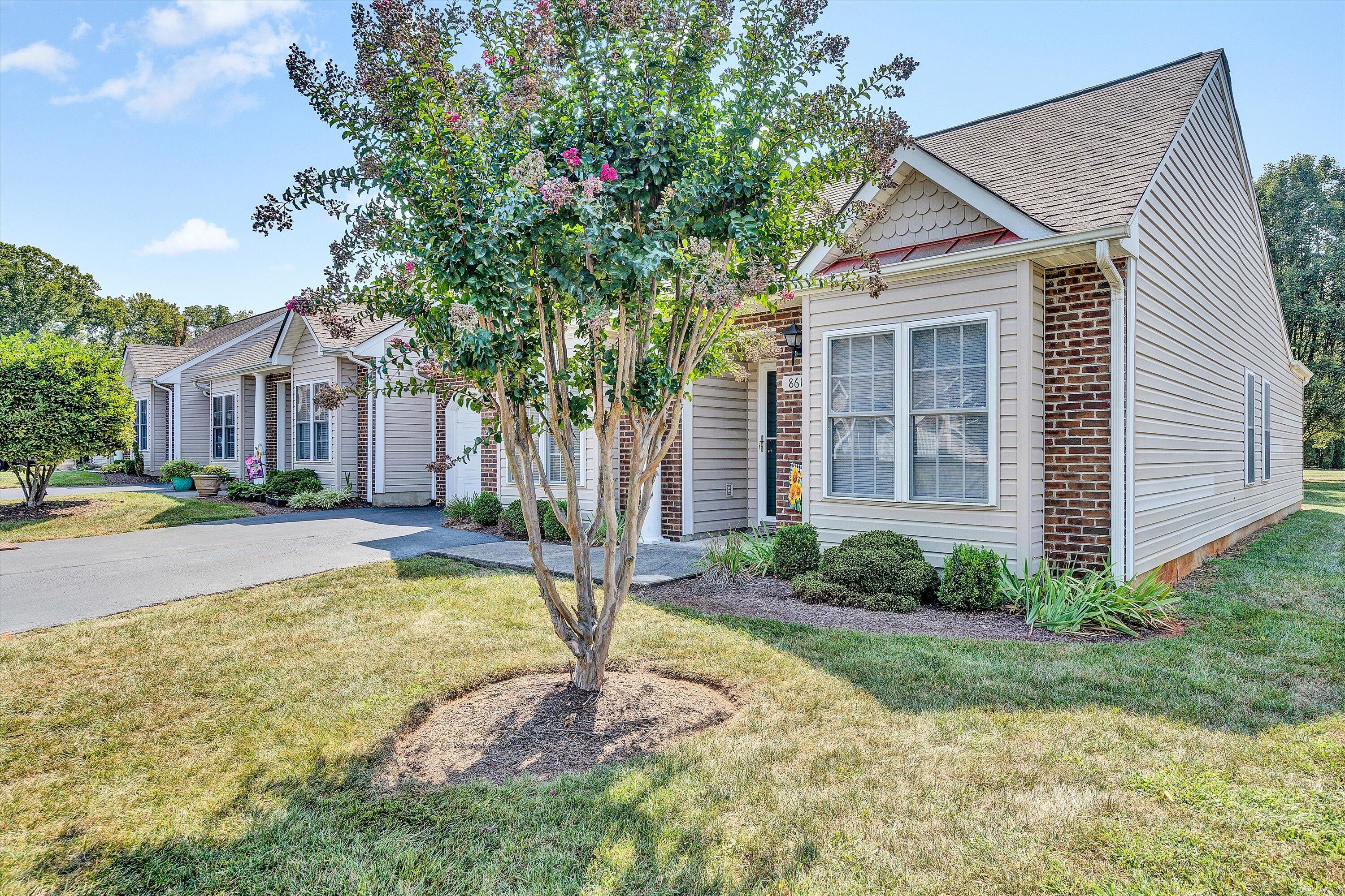 8614 Little Hoop Road Roanoke, VA 24019 - Photo 2 of 22 02-DSC08747