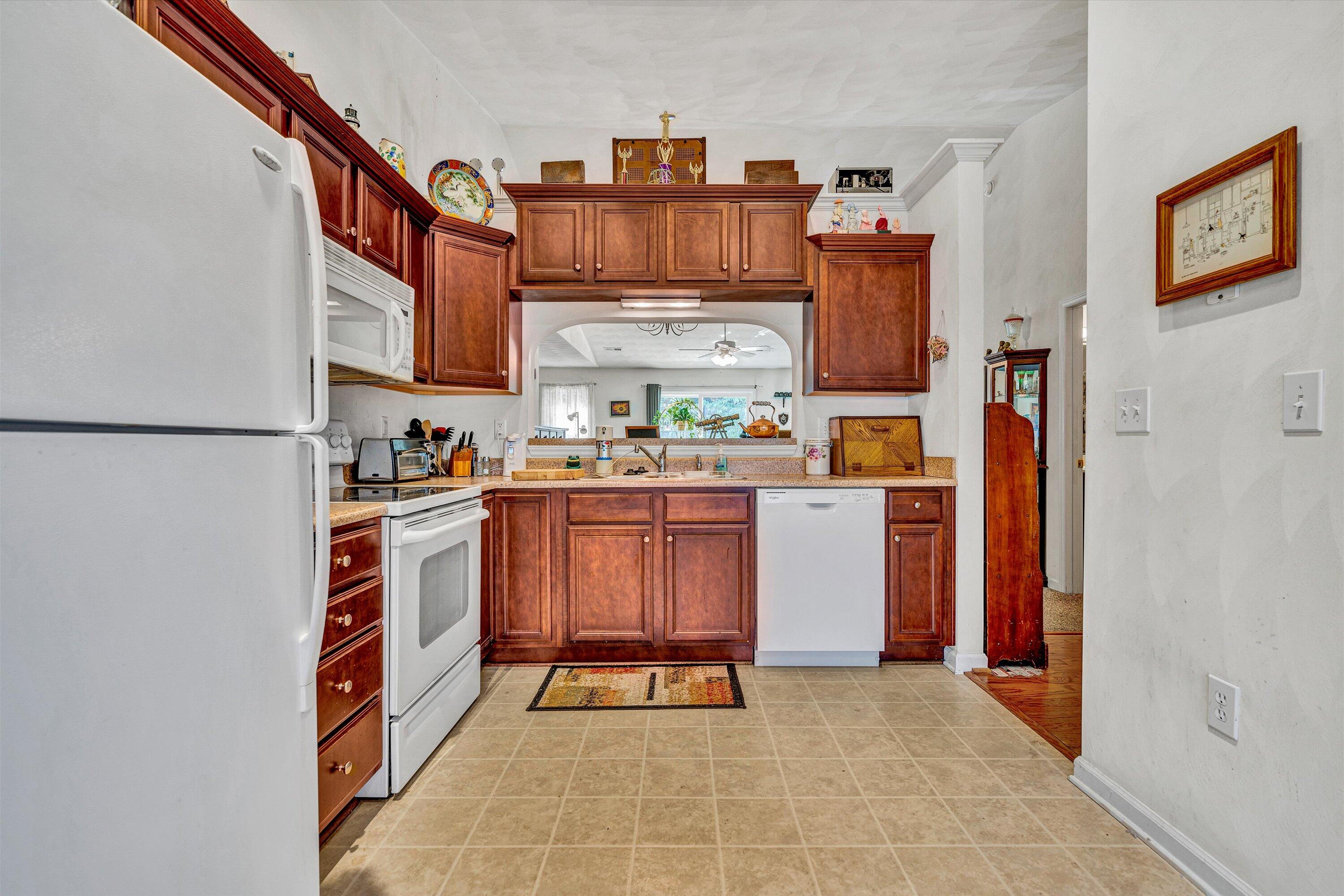 8614 Little Hoop Road Roanoke, VA 24019 - Photo 7 of 22 07-DSC08696