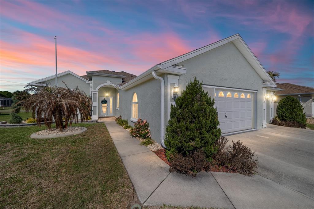 5751 Northwest 25th Loop Ocala, FL 34482 - Photo 2 of 36