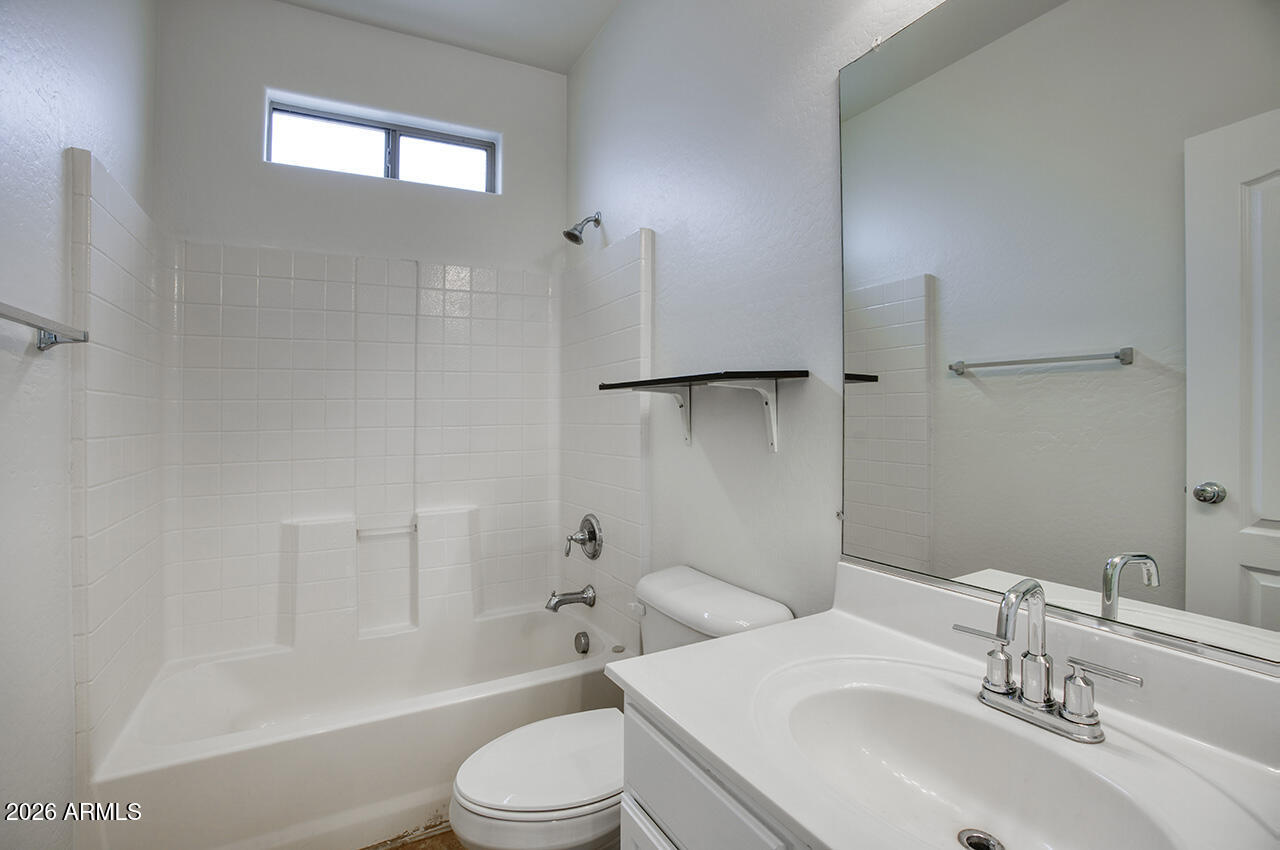 3450 East Milky Way Gilbert, AZ 85295 - Photo 17 of 27 3450 E MILKY WAY