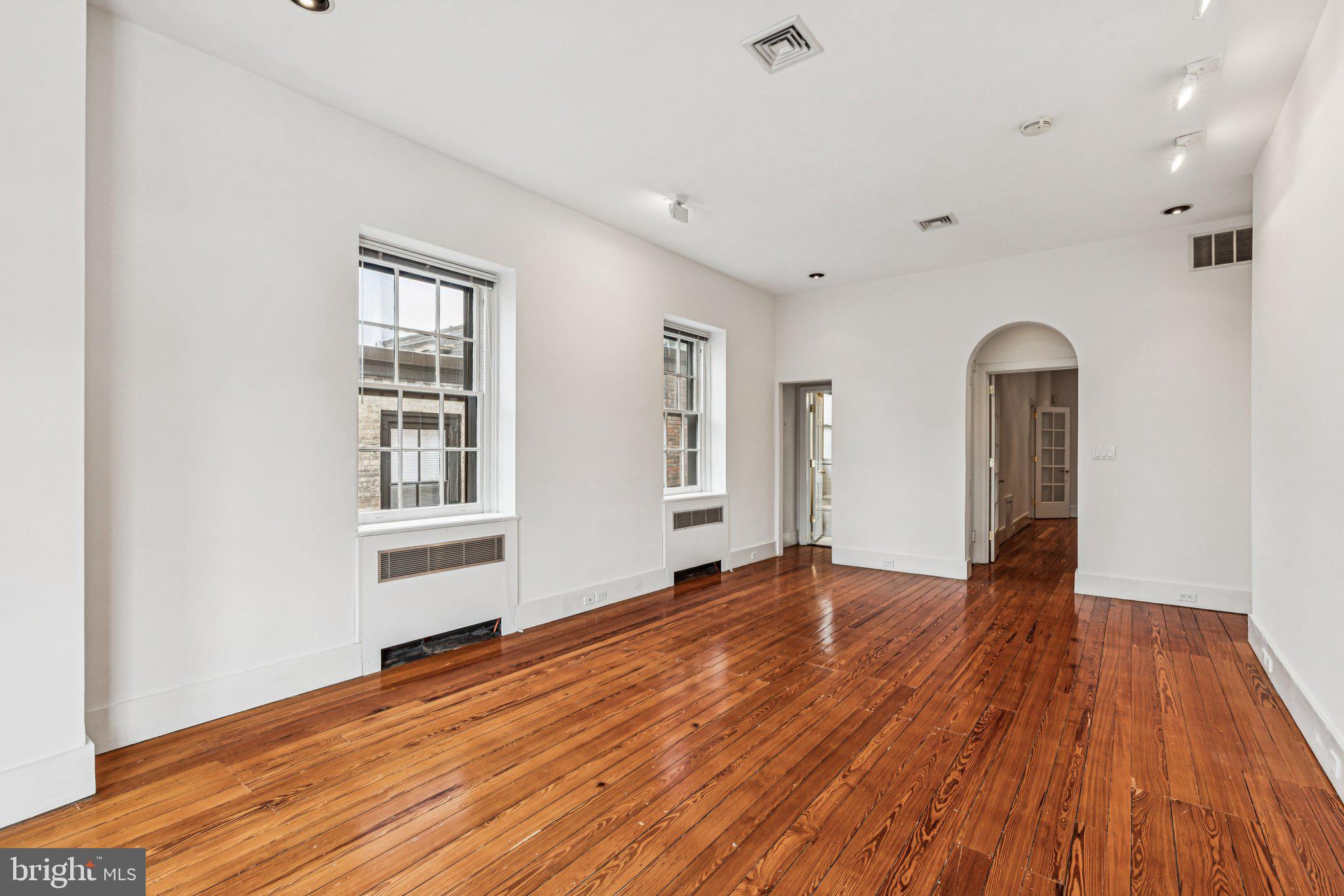 2106 Spruce Street Philadelphia, PA 19103 - Photo 31 of 50