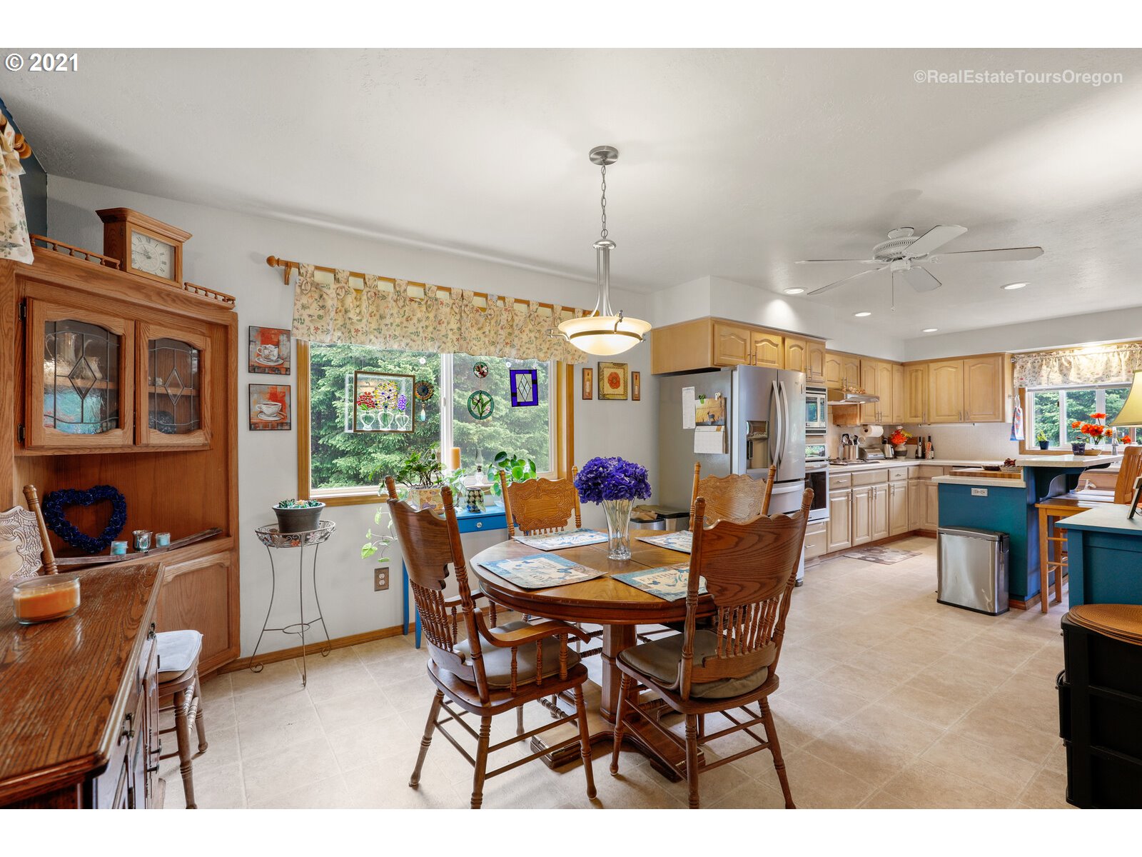 928 Southwest Stepien Road Gaston, OR 97119 - Photo 12 of 28 Gallery Image 12