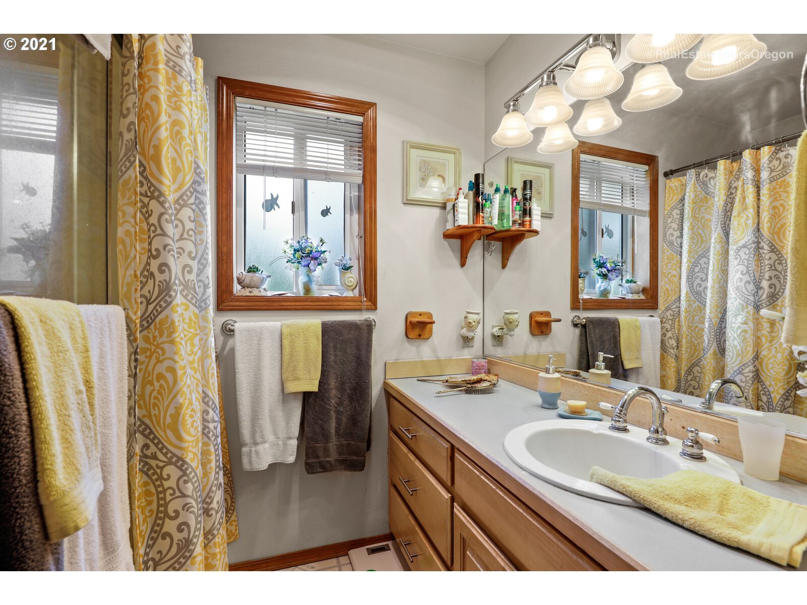 928 Southwest Stepien Road Gaston, OR 97119 - Photo 14 of 28 Gallery Image 14