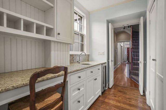 $4,550,000 | 20 West Cedar Street, Boston, MA 02108