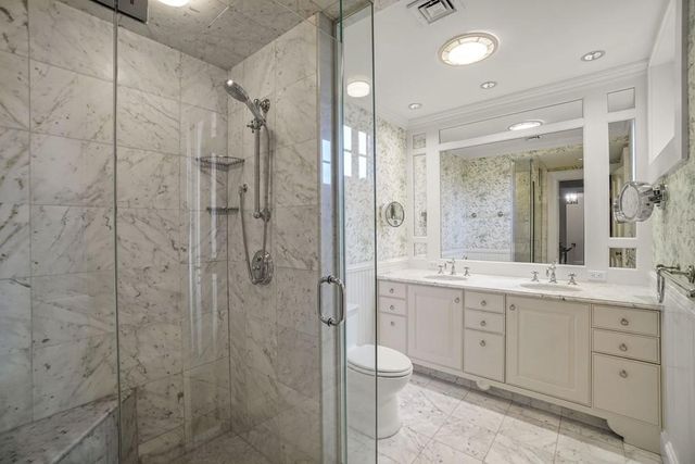 $4,550,000 | 20 West Cedar Street, Boston, MA 02108