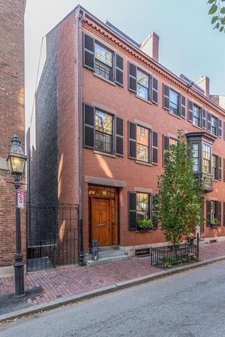 $4,550,000 | 20 West Cedar Street, Boston, MA 02108