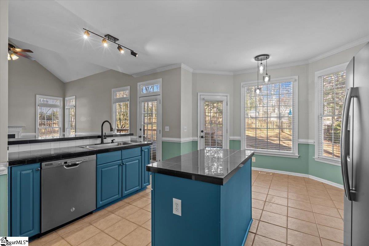 6 Indian Laurel Court Simpsonville, SC 29680 - Photo 11 of 33