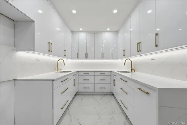 $1,150,000 | 47 South 8th Street, Unit 1 | Williamsburg