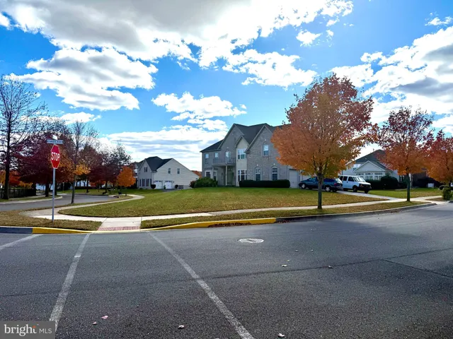 a view of a house with a big yard