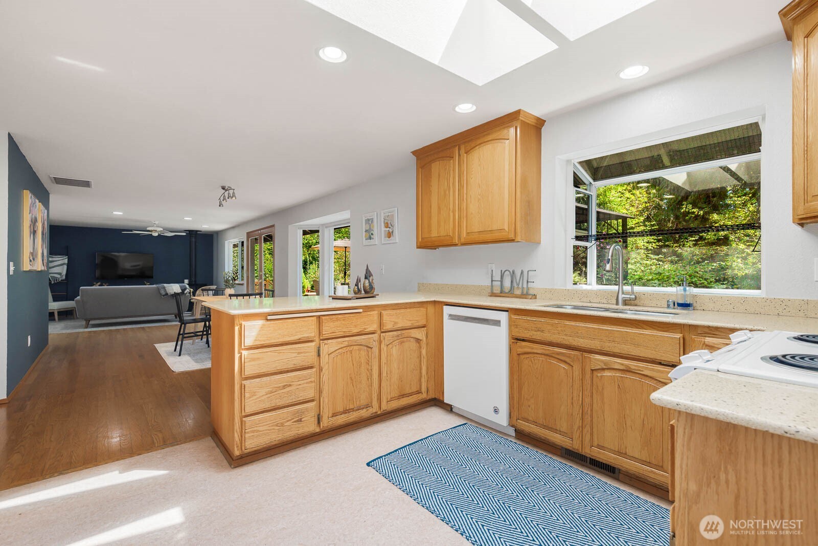 2717 Newberg Road Snohomish, WA 98290 - Photo 15 of 39 Gallery Image 15