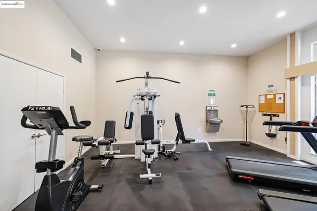 $295,000 | 155 Sharene Lane, Unit 111, Walnut Creek, CA 94596