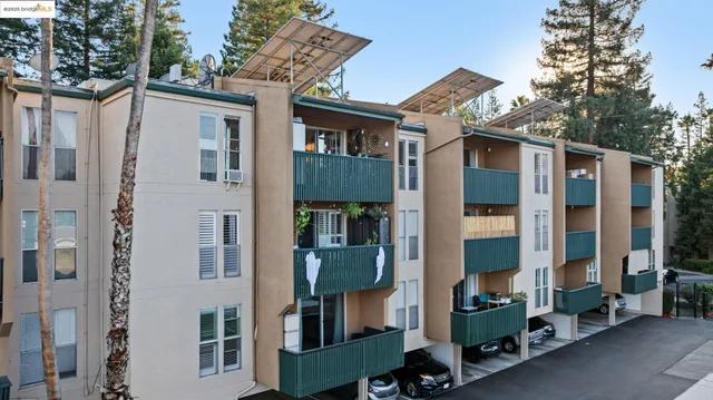 $295,000 | 155 Sharene Lane, Unit 111, Walnut Creek, CA 94596