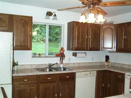 121 Miller Road Sarver, PA 16055 - Photo 4 of 8