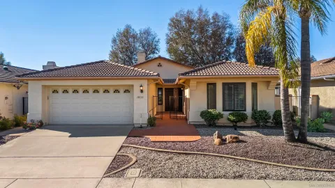 $1,100,000 | 18113 Calle Estepona, San Diego, CA 92128