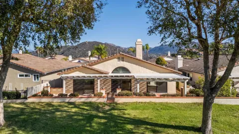 $1,100,000 | 18113 Calle Estepona, San Diego, CA 92128