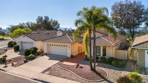 $1,100,000 | 18113 Calle Estepona, San Diego, CA 92128