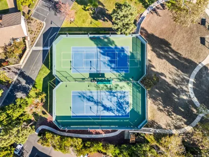 $1,100,000 | 18113 Calle Estepona, San Diego, CA 92128