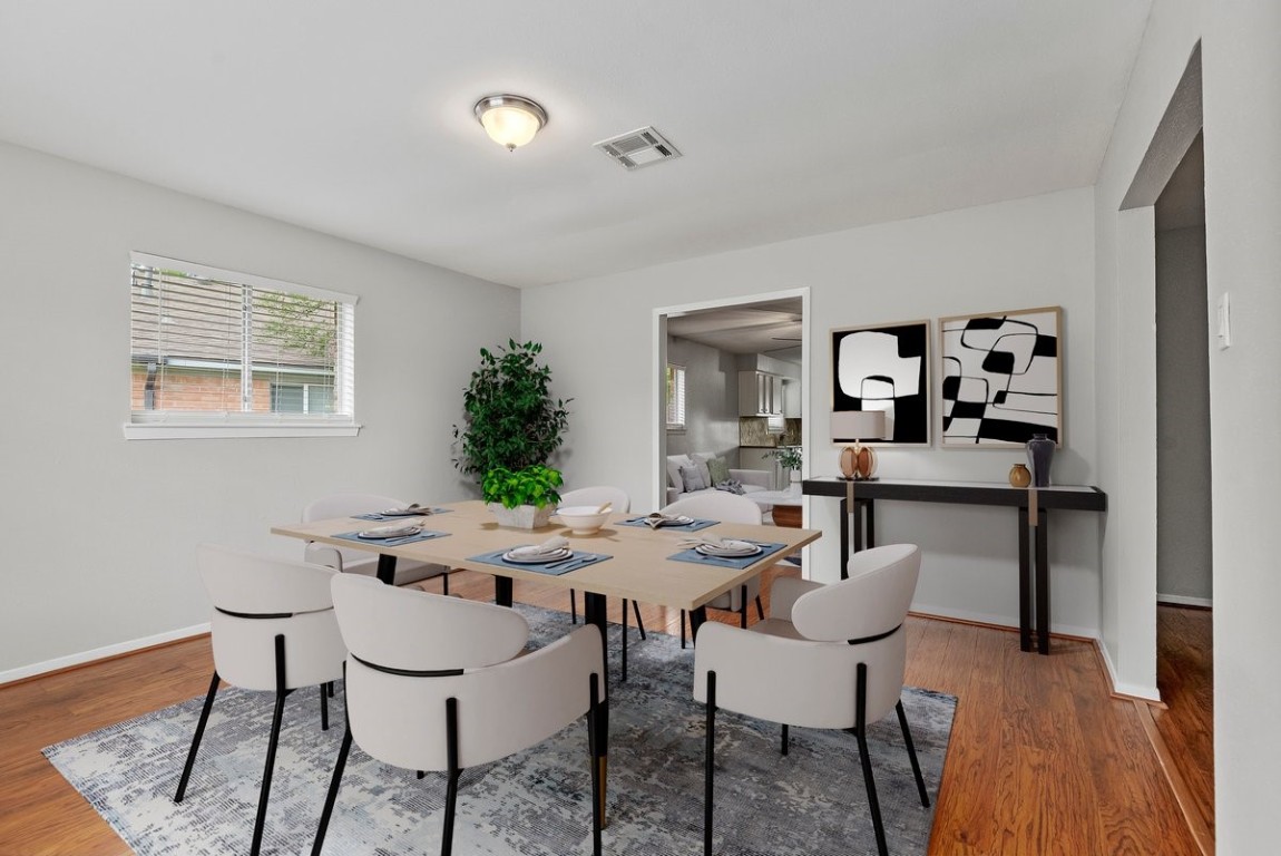 29414 Sedgefield Street Spring, TX 77386 - Photo 5 of 25 Virtually staged dining room