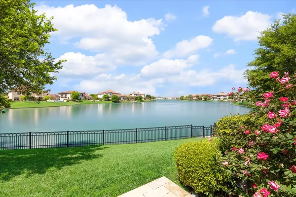$2,650,000 | 70 Sunset Park Lane, Sugar Land, TX 77479