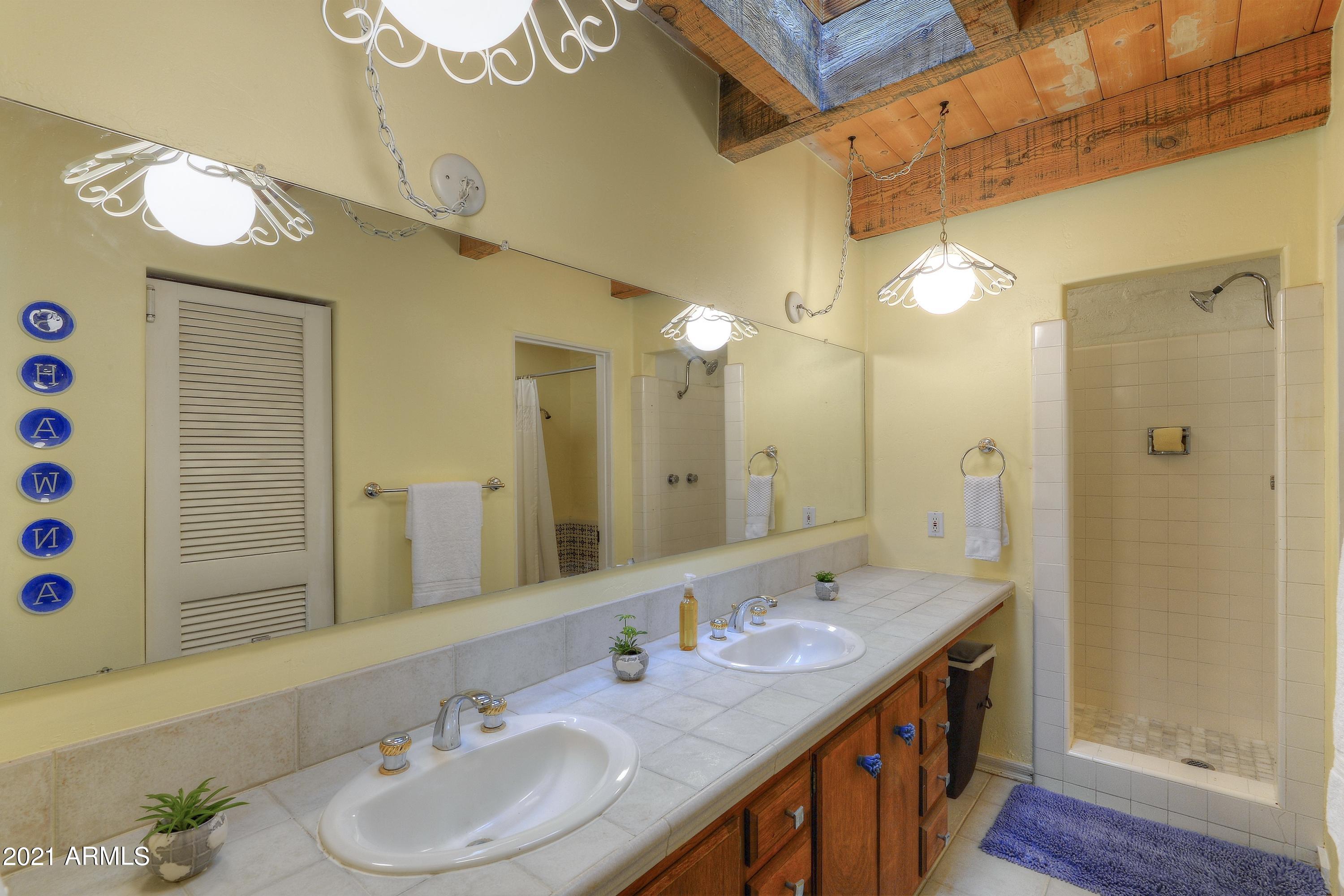 6342 East Maverick Road Paradise Valley, AZ 85253 - Photo 31 of 48 031_Bathroom 4