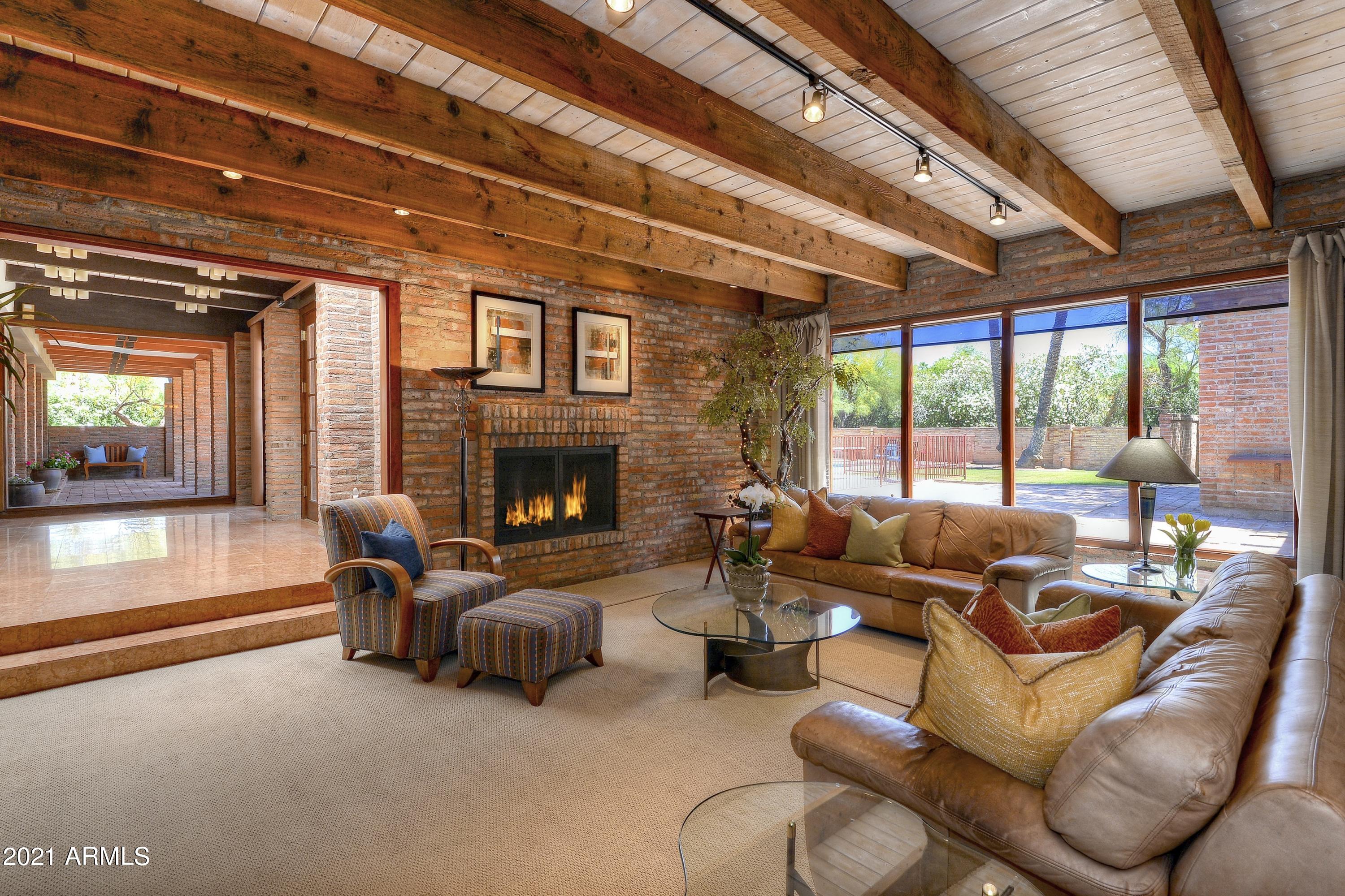 6342 East Maverick Road Paradise Valley, AZ 85253 - Photo 9 of 48 009_Great Room