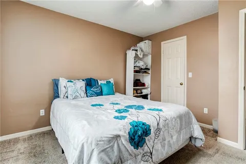 $365,000 | 1519 Bridlewood Lane, Raymore, MO 64083