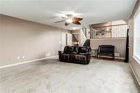 $365,000 | 1519 Bridlewood Lane, Raymore, MO 64083