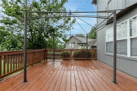 $365,000 | 1519 Bridlewood Lane, Raymore, MO 64083