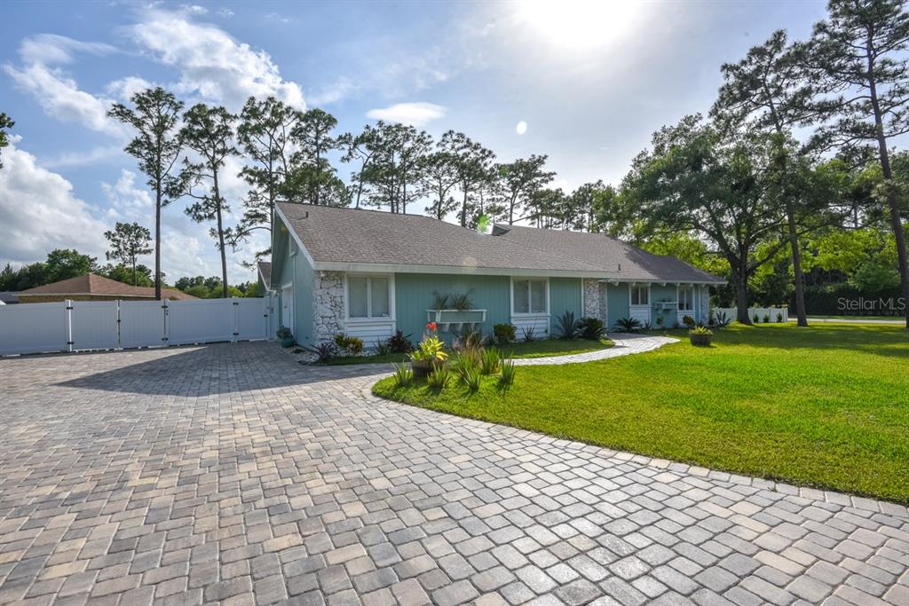 213 Riverbend Road Ormond Beach, FL 32174 - Photo 6 of 78